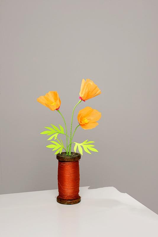 Lafeltrinelli 100 semplici fiori di carta. Ediz. a colori Liquidazione